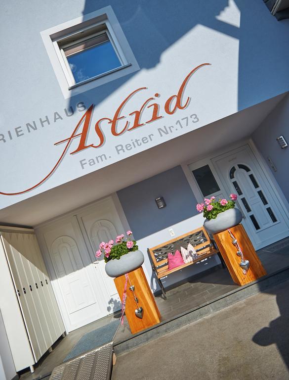 Ferienhaus Astrid Hotel Flachau Exterior foto
